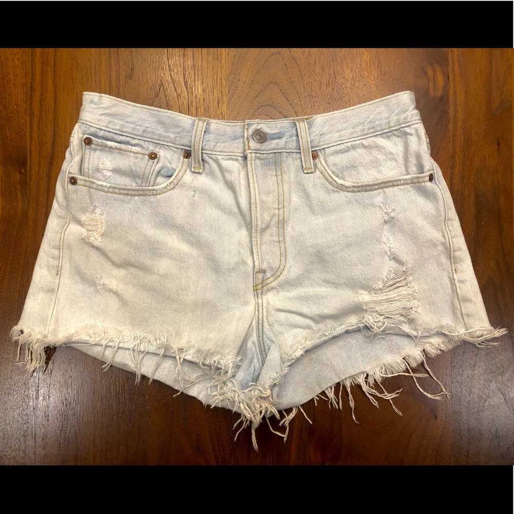 Levi’s 501 High-Rise Denim Shorts Size 30